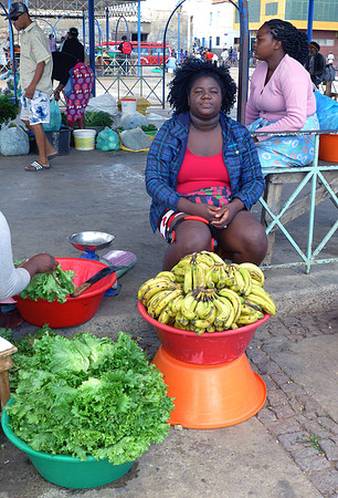 There are lots of fruit/veggie street vendors