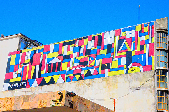Joaquim Torres Garcia artwork on building