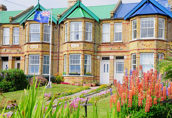 Jubilee Villas - English-style houses