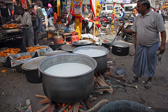 Preparing food for local community festival in Amritsar