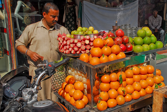 Fresh fruit and juice
