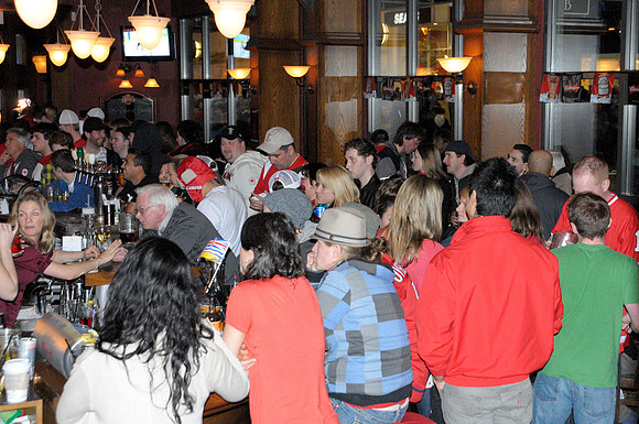 The Lennox Pub - packed for hockey games