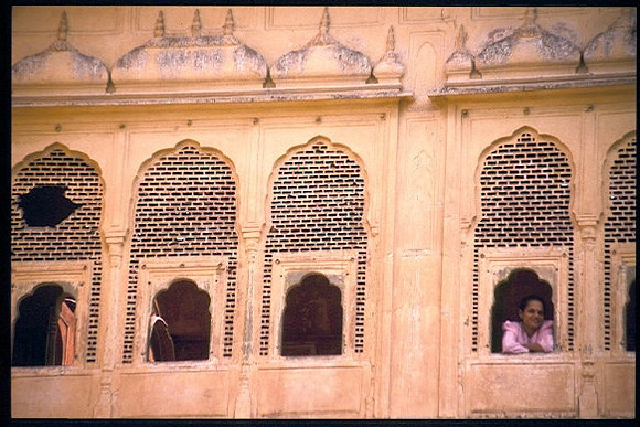 Hawa Mahal ("Wind Palace") in Jaipur, Rajastan